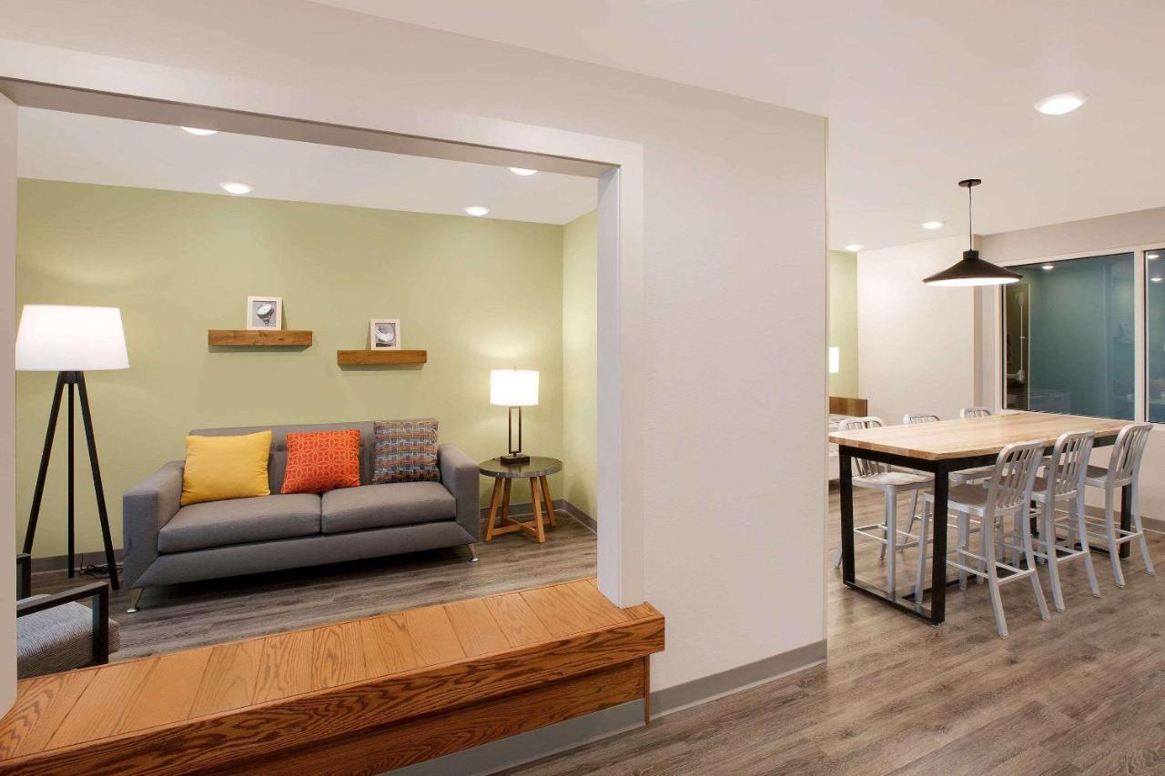 Woodspring Suites Plano - North Dallas Extérieur photo